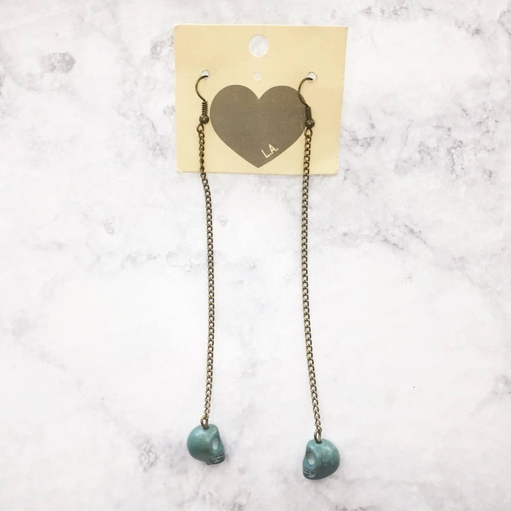 NEW Brandy Melville Skull Dangle Earrings